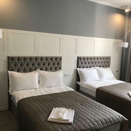 Partner Guest House Shota Rustaveli Киев Экстерьер фото
