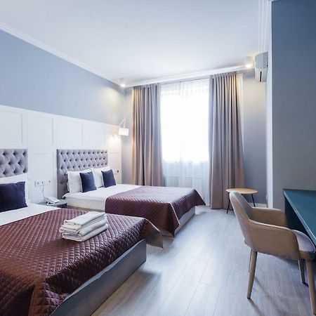 Partner Guest House Shota Rustaveli Киев Экстерьер фото