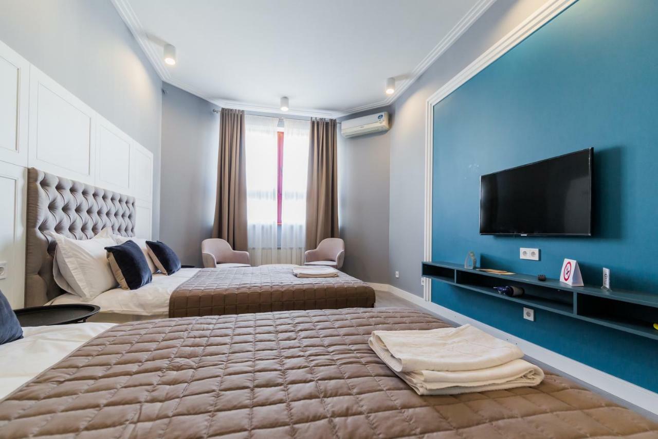 Partner Guest House Shota Rustaveli Киев Экстерьер фото